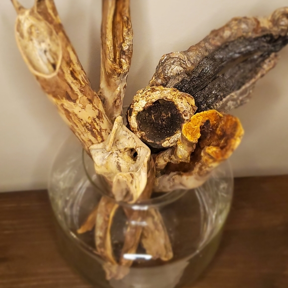 Rustic Glass Vase With Natural Wood - Picture 2 of 2